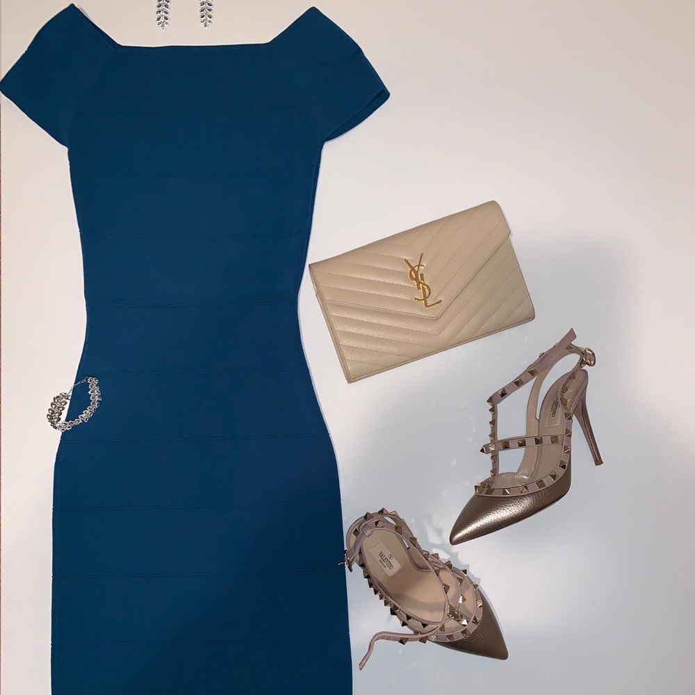 Mini dress